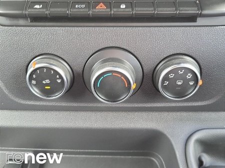 2022 Renault Master - photo 18