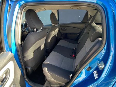 2015 Toyota Yaris - photo 16