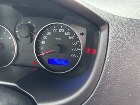 2010 Hyundai i20 - photo 15