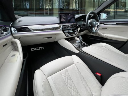 2020 BMW 5-Series - photo 12