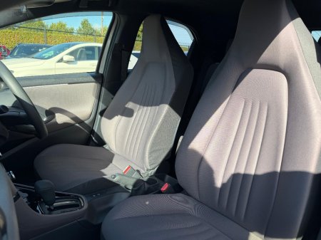 2020 Toyota Yaris - photo 15