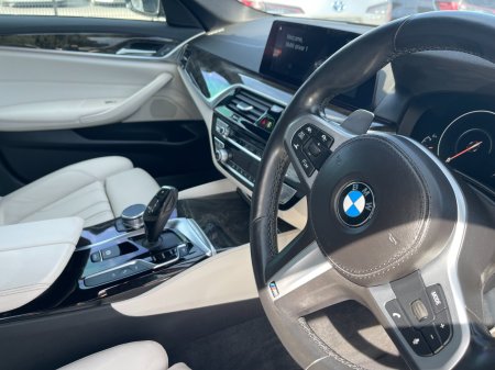 2019 BMW 5-Series - photo 8