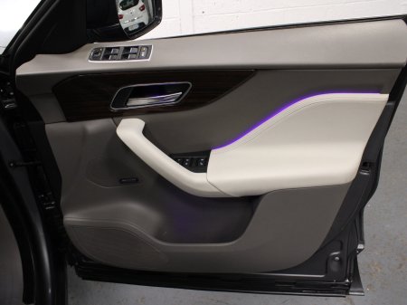 2016 Jaguar F-Pace - photo 21