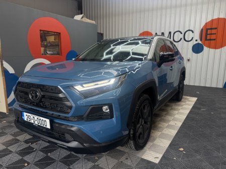 2025 Toyota RAV4 - photo 6