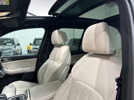 2022 BMW X5 - photo 28