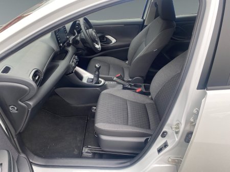 2023 Toyota Yaris - photo 14
