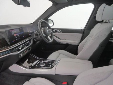 2025 BMW X5 - photo 7