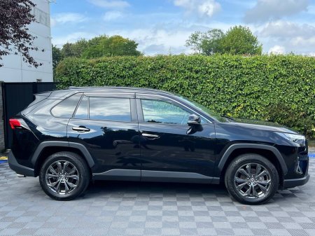 2023 Toyota RAV4 - photo 2