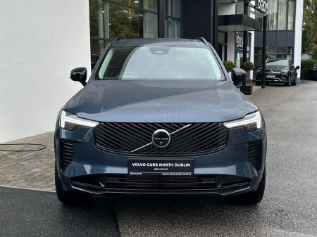 2025 Volvo XC90 - photo 2