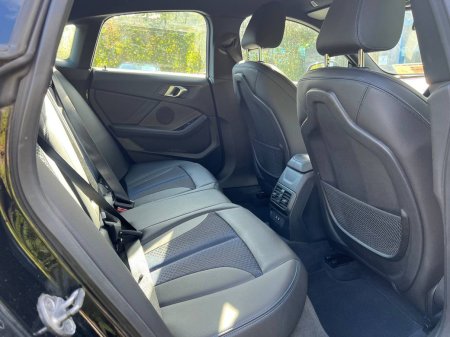 2023 BMW 2-Series - photo 8