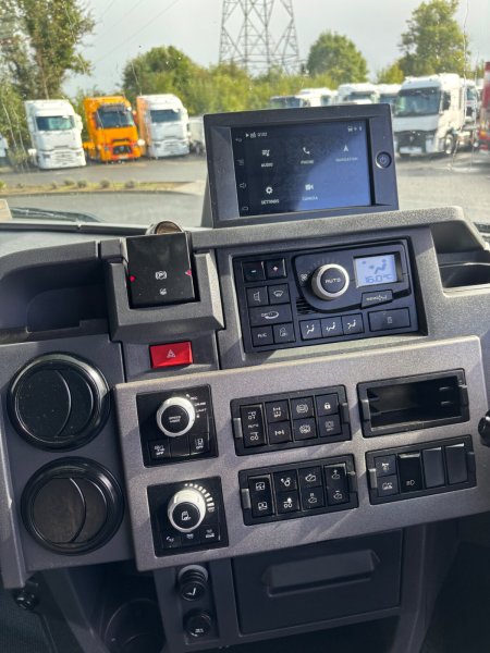 2021 Renault T520 - photo 15