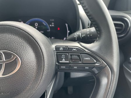 2024 Toyota Yaris - photo 12
