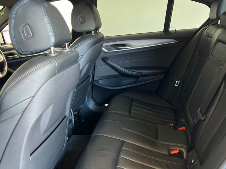 2018 BMW 5-Series - photo 11