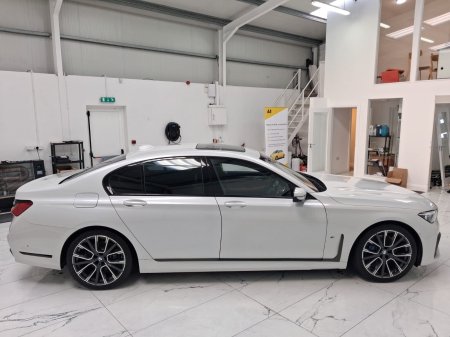 2019 BMW 7-Series - photo 2
