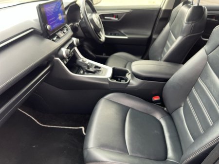2023 Toyota RAV4 - photo 6