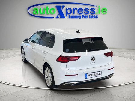 2021 Volkswagen Golf - photo 3