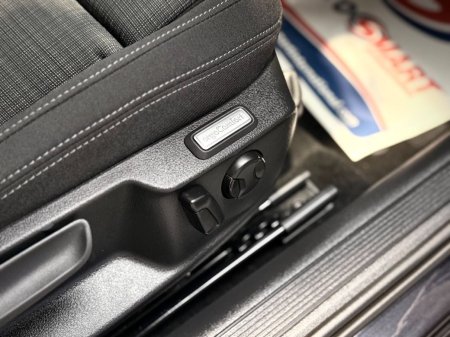 2022 Volkswagen Passat - photo 22