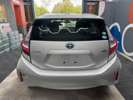 2019 Toyota Aqua - photo 4