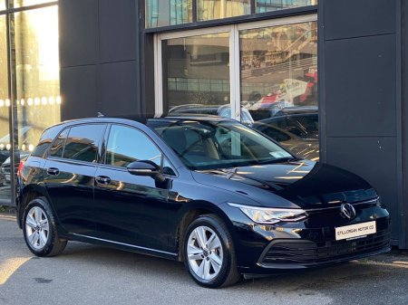 2024 Volkswagen Golf - photo 3