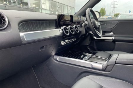 2025 Mercedes-Benz GLB - photo 18