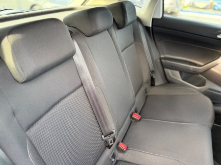 2019 Volkswagen Polo - photo 32