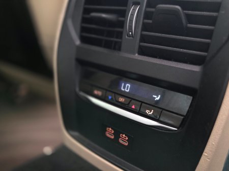 2023 BMW 3-Series - photo 18