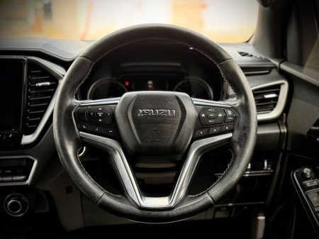 2022 Isuzu D-Max - photo 14