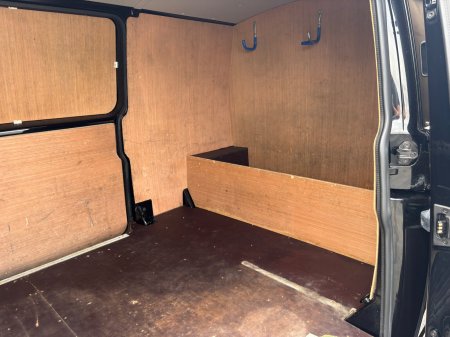 2020 Volkswagen Transporter - photo 14