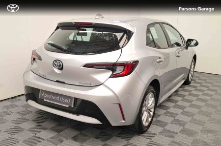 2024 Toyota Corolla - photo 2