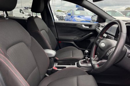 2023 Ford Focus - photo 17