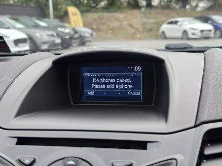 2016 Ford Fiesta - photo 19
