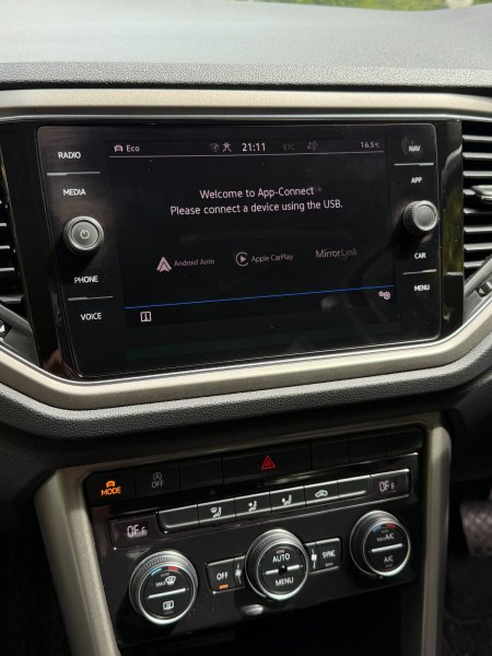 2021 Volkswagen T-Roc - photo 8
