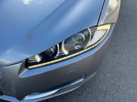 2015 Jaguar XF - photo 30