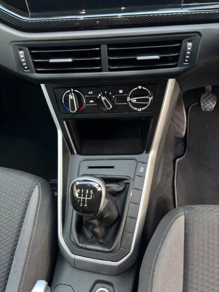 2024 Volkswagen Taigo - photo 38