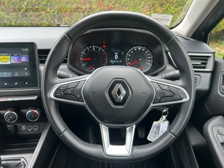 2023 Renault Clio - photo 11