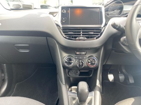 2019 Peugeot 208 - photo 11