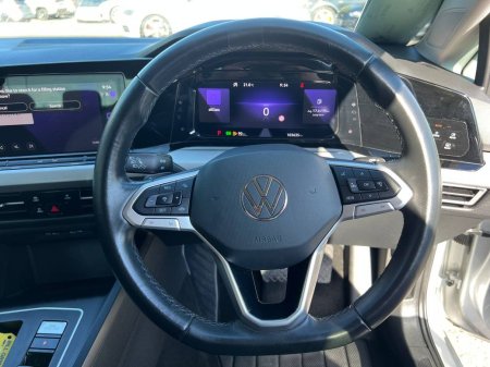 2023 Volkswagen Golf - photo 4
