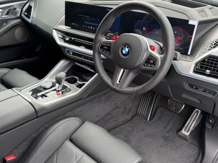 2026 BMW XM - photo 6