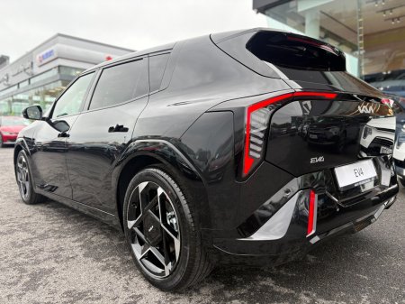 2027 Kia EV4 - photo 3