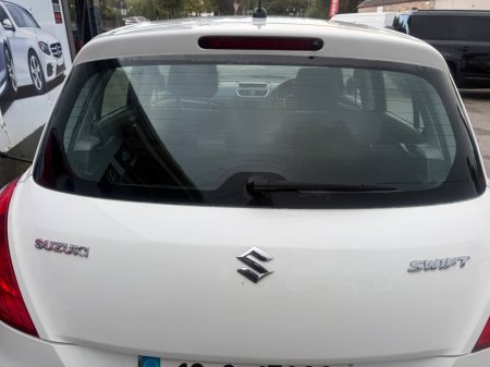 2012 Suzuki Swift - photo 3