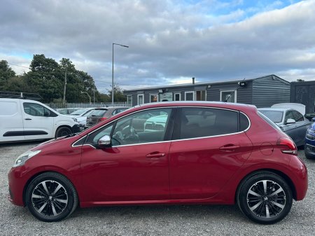 2017 Peugeot 208 - photo 7
