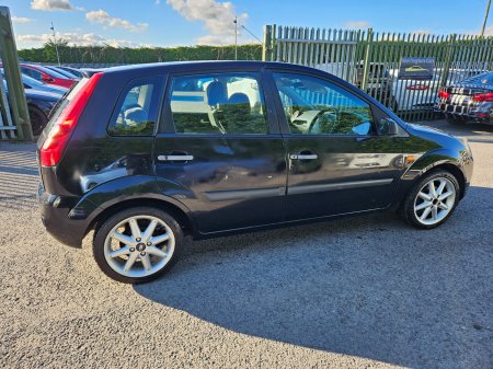 2007 Ford Fiesta - photo 6