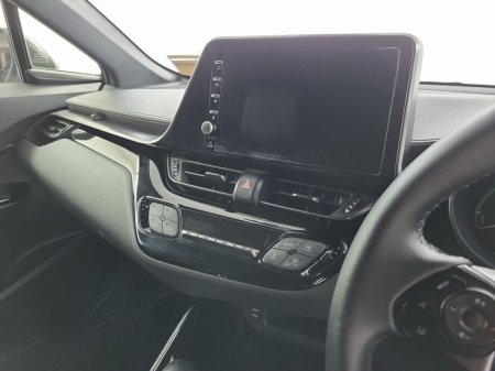 2020 Toyota C-HR - photo 12