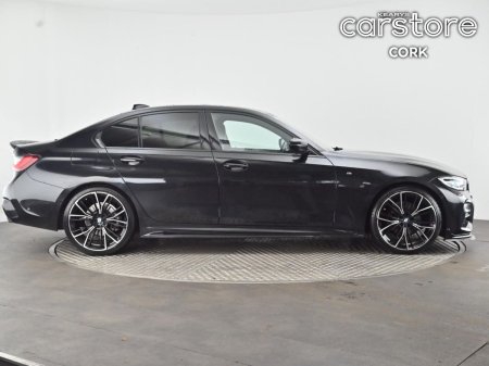 2022 BMW 3-Series - photo 2