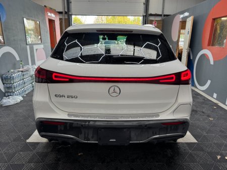 2021 Mercedes-Benz EQA - photo 4