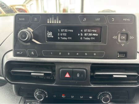 2021 Opel Combo - photo 4