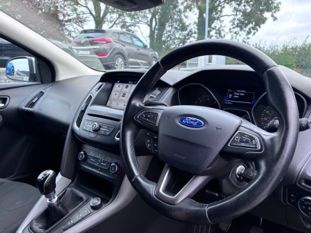2017 Ford Focus - photo 9