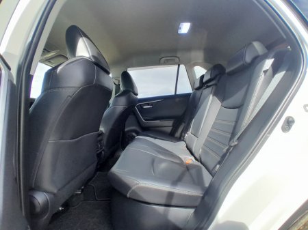 2021 Toyota RAV4 - photo 15