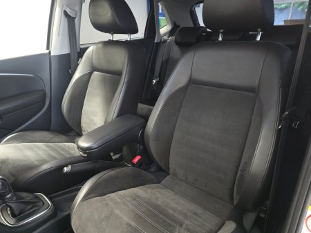2017 Volkswagen Polo - photo 9