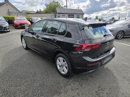 2023 Volkswagen Golf - photo 3